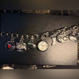 Adorable Kitty 🐈‍⬛ Charm Bracelet